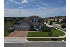 1075 Red Haven Ln, OVIEDO