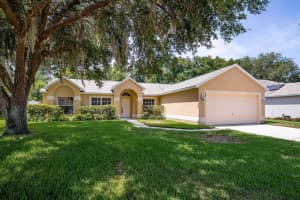1485 Cedar Pine Dr, DELTONA