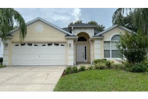 1054 Mayfair St, EUSTIS