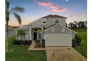 306 Fox Loop, DAVENPORT