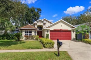 267 Easton Cir, OVIEDO