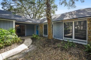 10 Autumnwood Trl, DELAND
