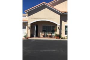 356 David Walker Dr #l6, TAVARES