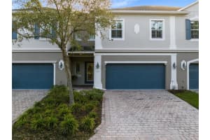 713 Evening Sky Dr, OVIEDO