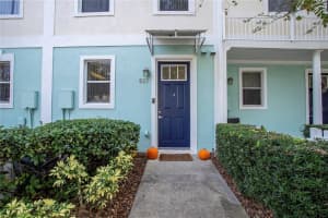 607 Elmhurst Ct, KISSIMMEE
