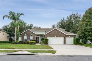 1620 Debut Ln, WINTER GARDEN