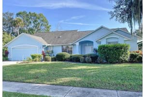 222 Lake Shore Dr, MERRITT ISLAND