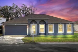 5752 Oakwood Knoll Dr, LAKELAND