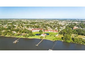 343 N Tropical Trl #304, MERRITT ISLAND
