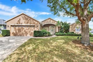 533 Lake Sumner Dr, GROVELAND