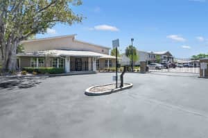 155 N Pearl Lake Cswy #208, ALTAMONTE SPRINGS