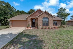 29 Canter Club Ct, DEBARY