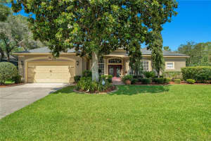 600 Caledonia Pl, SANFORD