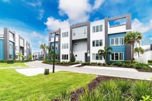 7770 Sandy Ridge Dr #218