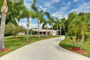 2976 Lucky Cir, KISSIMMEE