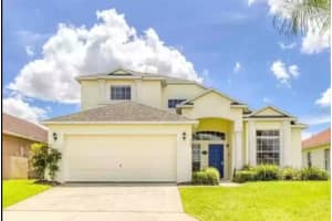 327 Fox Loop, DAVENPORT