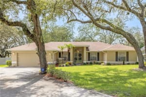 1517 Yeomans Path, LAKELAND