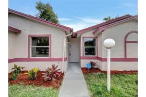809 Victoria Blvd, KISSIMMEE