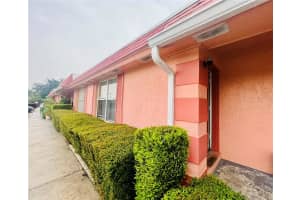 2727 W Oak Ridge Rd #4, ORLANDO