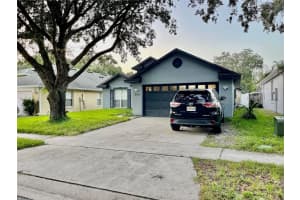 207 Easton Cir, OVIEDO