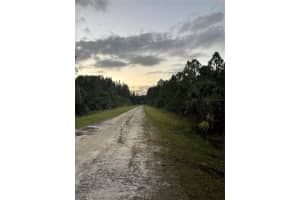 739 Spoonbill St Sw, PALM BAY