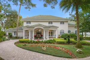 928 Versailles Cir, MAITLAND