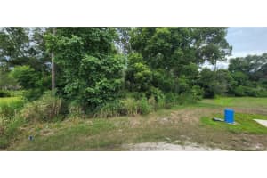 185 Oliver Ct, DELTONA