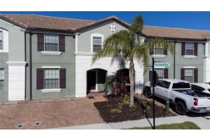 4611 Terrasonesta Dr, DAVENPORT