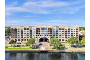 225 W Seminole Blvd #402, SANFORD