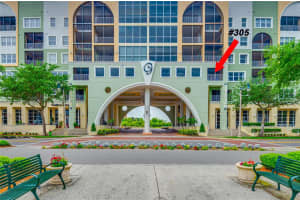 225 W Seminole Blvd #305, SANFORD