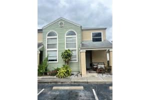 2444 Summerfield Way #1, KISSIMMEE