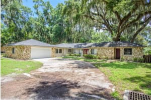 3355 Scarlet Dr, SANFORD