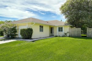 581 Bablonica Dr, ORLANDO