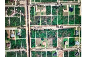 2817 56th St W, LEHIGH ACRES