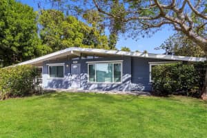 3759 Saint Charles Cir, SARASOTA