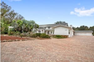9043 Silver Lake Dr, LEESBURG