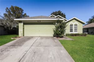 917 Vassar Dr, EUSTIS