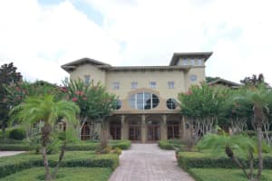 1341 Arbor Vista Loop #213, LAKE MARY
