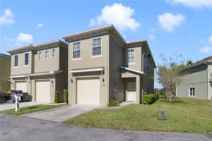 470 Lake Shore Pkwy, DAVENPORT