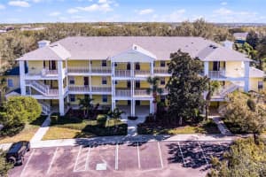 411 Lucaya Loop #411, DAVENPORT