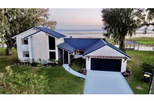 3006 Country Lake Dr, SEBRING