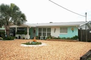 824 E 18th Ave, NEW SMYRNA BEACH