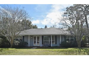 1821 Stanley St, LONGWOOD