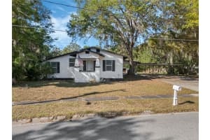 1208 Bonaire Dr, LEESBURG