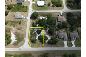 444 Piedmont St, LEHIGH ACRES