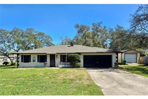 527 Leland Dr, DELTONA
