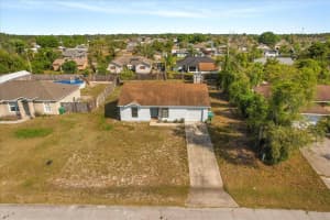 3166 Canby Dr, DELTONA