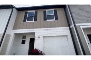 516 Madison Dr, DAVENPORT