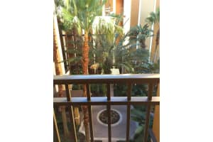 12539 Floridays Resort Dr 411 #411d, ORLANDO