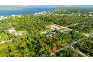 3496 Elvington Rd, PORT CHARLOTTE